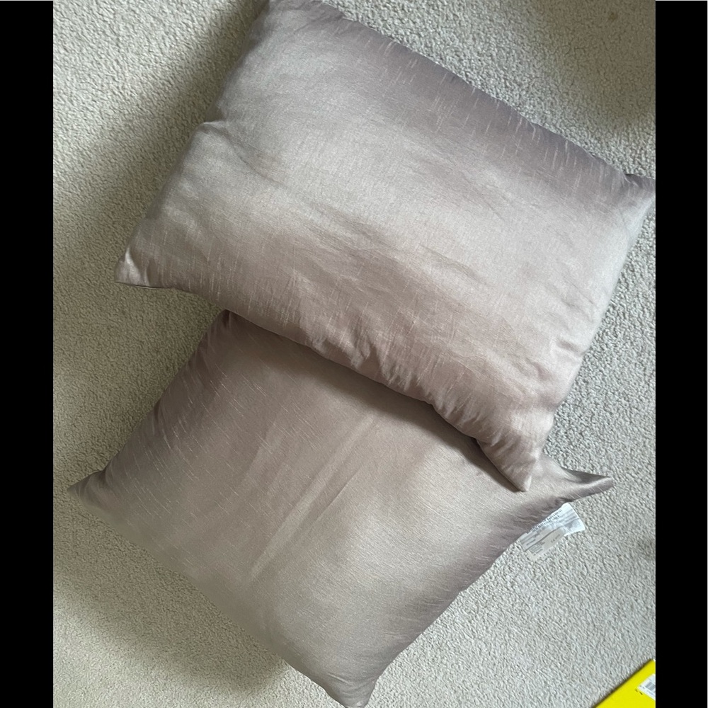 💰 throw pillows - Picture 5 of 7